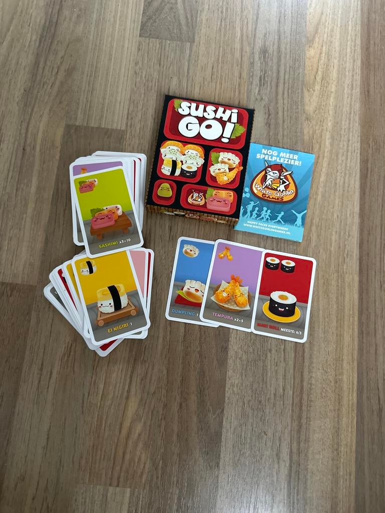 Sushi Go! Kaartspel  - Leuk en snel!, Hobby en Vrije tijd, Gezelschapsspellen | Bordspellen, Een of twee spelers, Ophalen of Verzenden