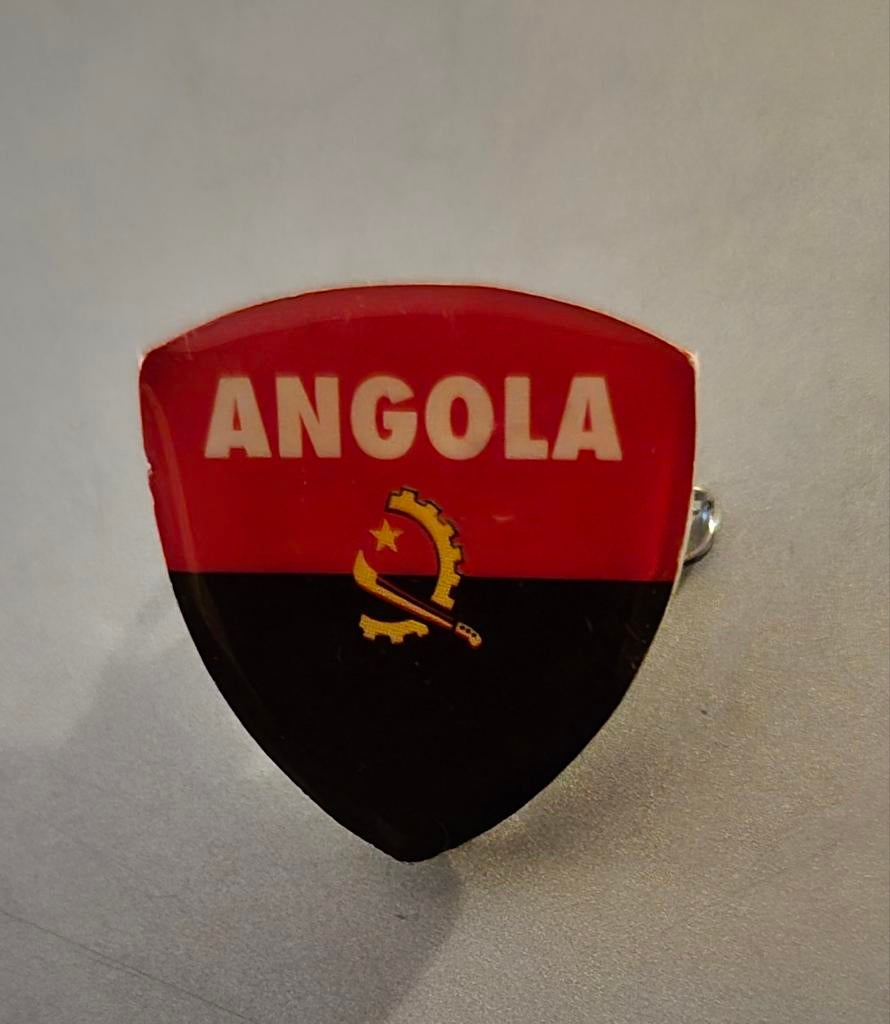 Angola Pin, Ophalen of Verzenden, Nieuw, Sport, Speldje of Pin