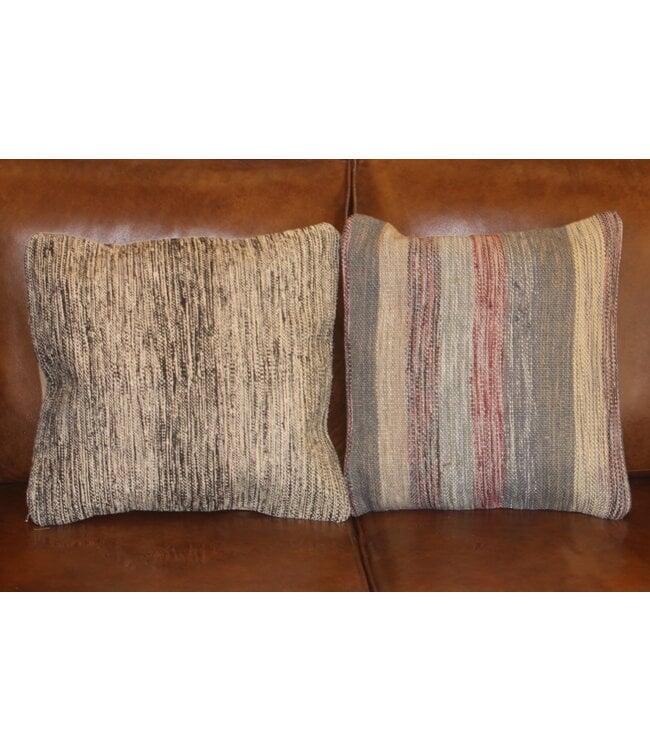 2x Traditionele Kelim Kussens 45x45 cm, Ophalen of Verzenden, Zo goed als nieuw, Beige, Vierkant