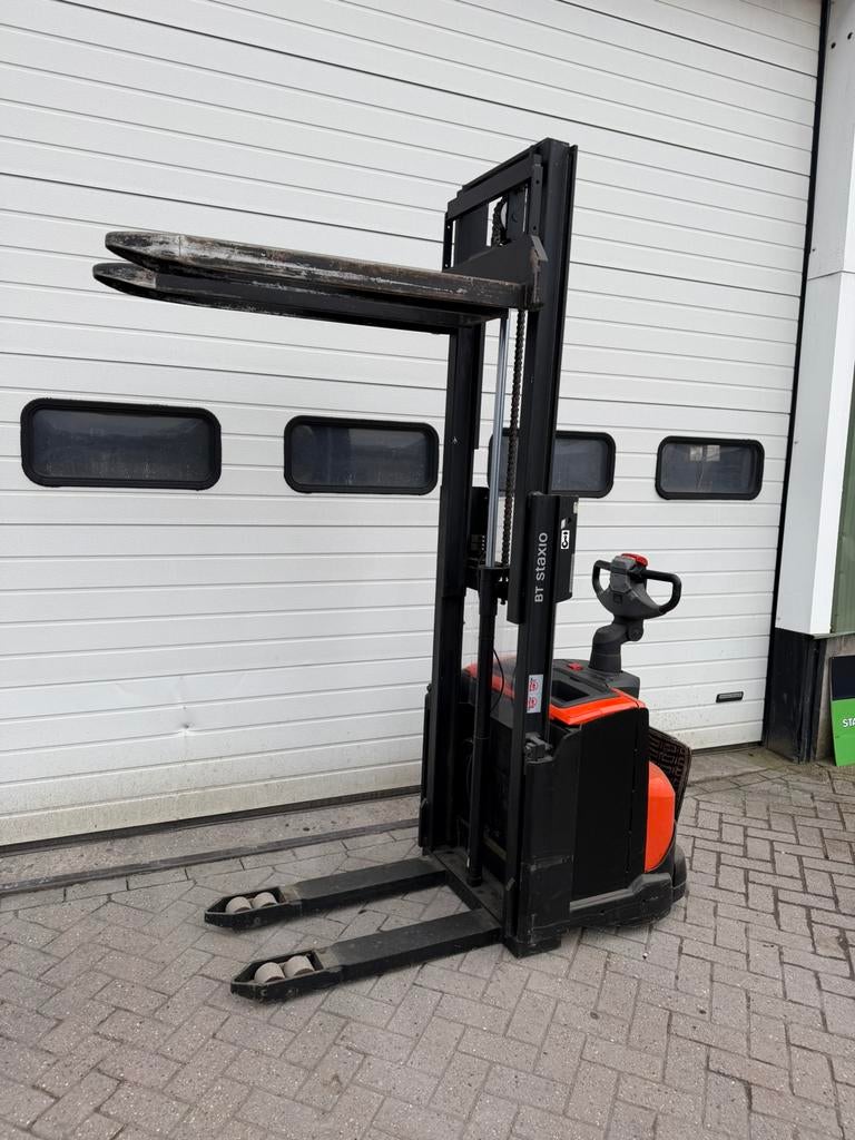 Electrische stapelaar 770uur, Ophalen of Verzenden