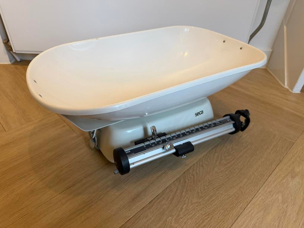Vintage SECA baby weegschaal, Ophalen of Verzenden, Zo goed als nieuw