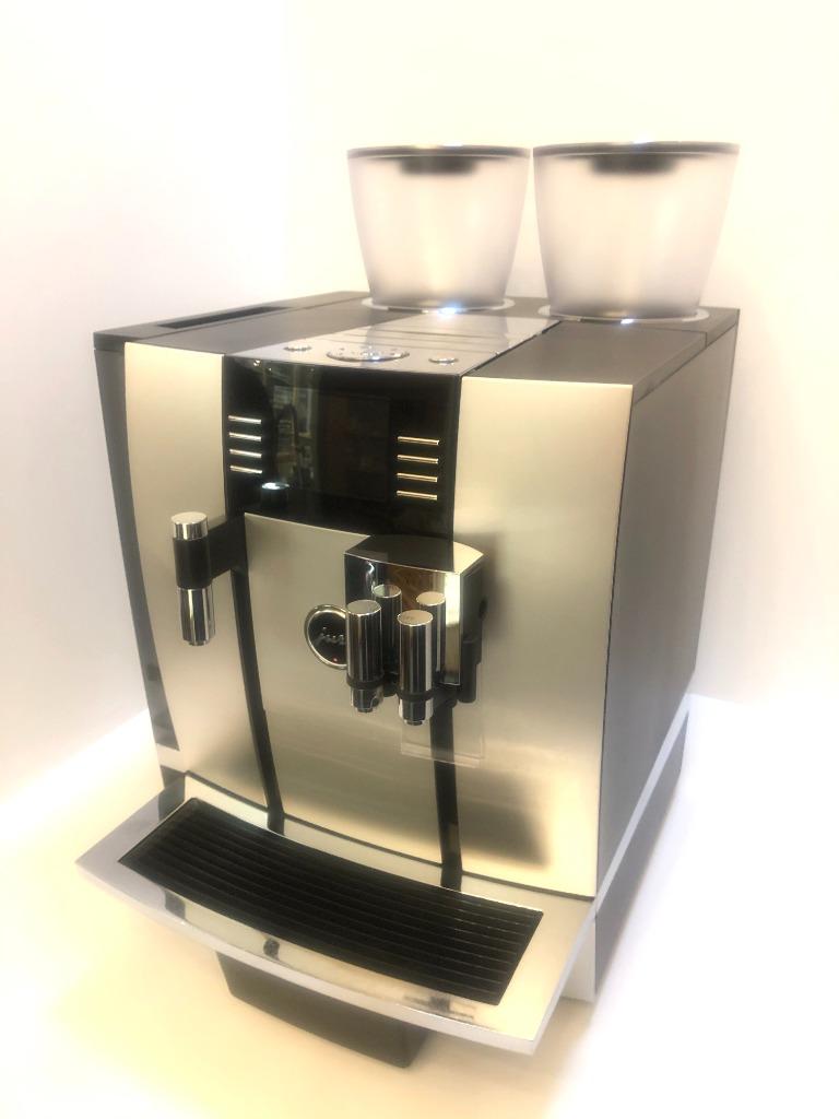 Jura GIGA X7 , Zo goed als nieuw! Incl. Garantie!, Witgoed en Apparatuur, Koffiezetapparaten, Gemalen koffie, Gebruikt, Koffiemachine