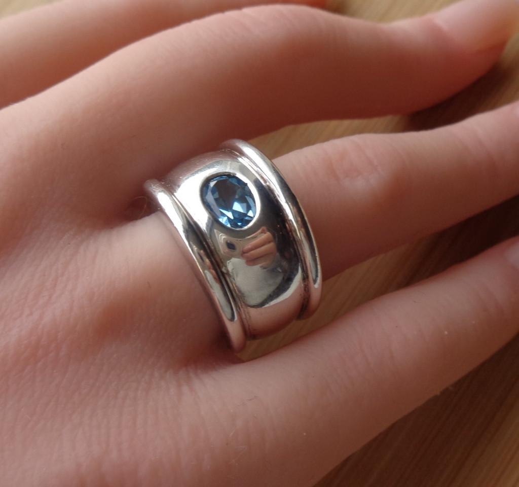 zilveren zware ring met blauwe spinel steen [522], Sieraden, Tassen en Uiterlijk, Ringen, Ophalen of Verzenden, Dame, Zilver, Zilver