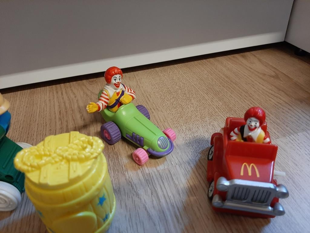 McDonald's speeltjes Ronald Mcdonald, Verzamelen, Poppetjes en Figuurtjes, Ophalen of Verzenden, Zo goed als nieuw