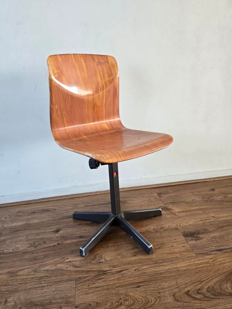 Mooi! Vintage houten kleuterstoel, Ophalen, Gebruikt, Bruin, Vintage
