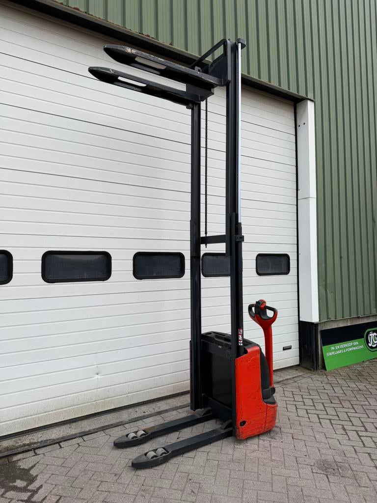 Electrische stapelaar, Doe-het-zelf en Verbouw, Palletwagens en Pompwagens, Ophalen of Verzenden, Zo goed als nieuw