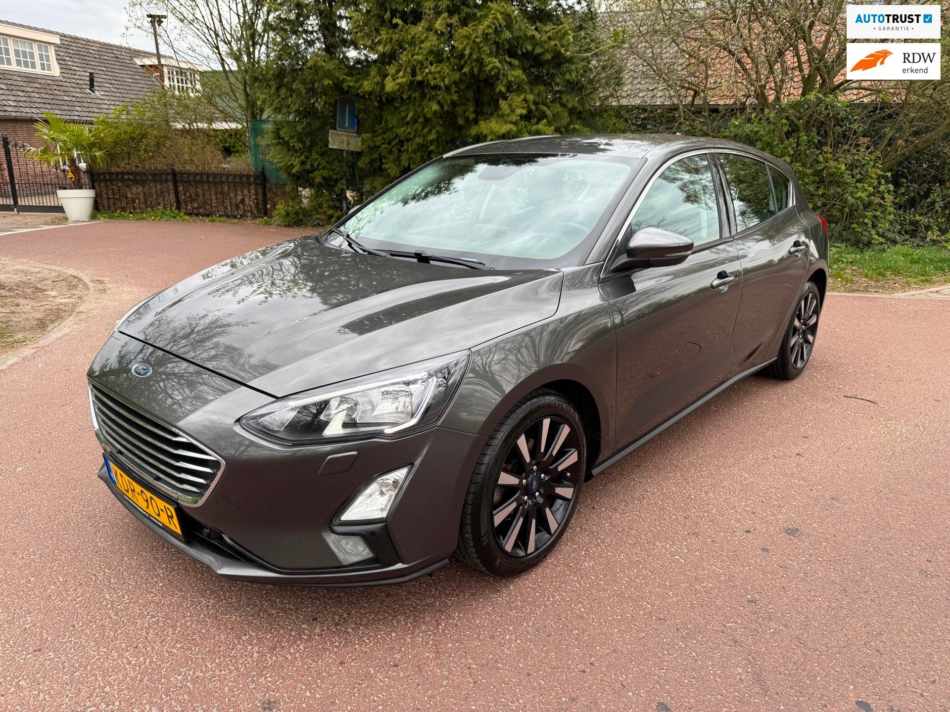 Ford FOCUS 1.0 EcoBoost Titanium Business, Auto's, 125 pk, Gebruikt, Euro 6, Automatische klimaatregeling