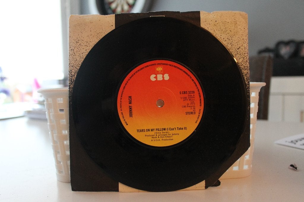 7" Single Johnny Nash - Tears On My Pillow (I Can't Take It), Gebruikt, 7 inch, Ophalen of Verzenden, Pop