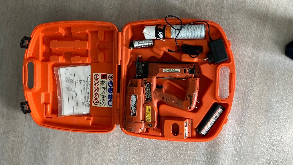 Paslode tacker IM260 / 65 F16, Ophalen, Gebruikt