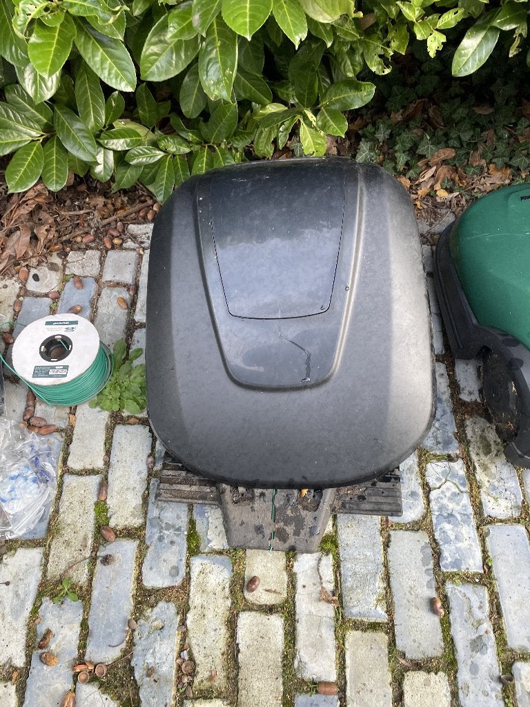 Robomow 1000 robotmaaier, Ophalen, Gebruikt, 20 tot 25 cm, Overige merken