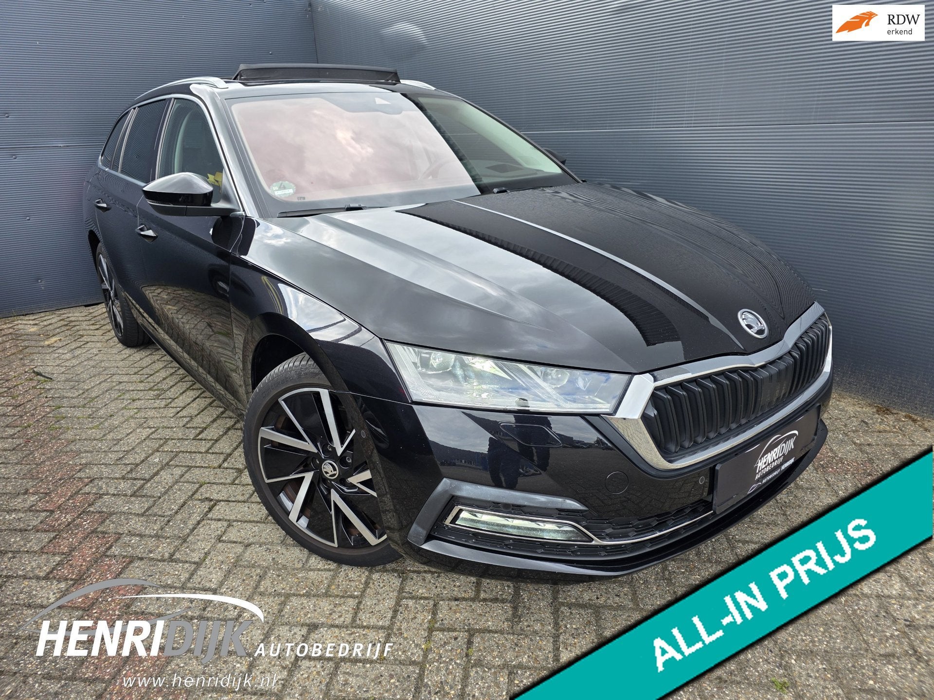Skoda Octavia Combi 1.4 TSI iV PHEV Business Edition Plus Ca, Gebruikt, Zwart, Leder en Stof, Zwart
