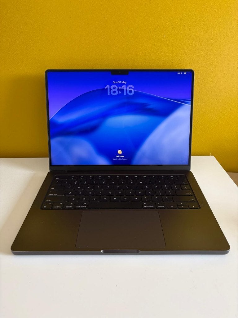 MacBook Pro 14" - Space Black - M3 / 36GB RAM / 1TB SSD, Computers en Software, Apple Macbooks, 1 TB of meer, 64 GB of meer, Qwerty