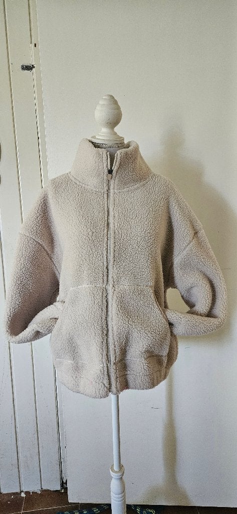 Sherpa fleece jacket, beige, maat M, Hema, zgan, Maat 38/40 (M), Beige, Ophalen of Verzenden, Zo goed als nieuw