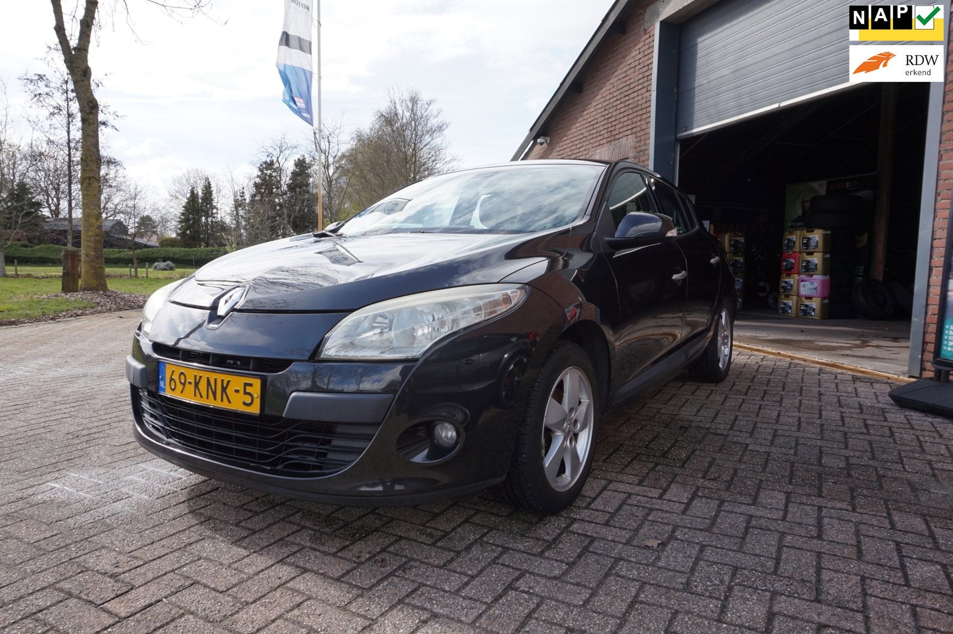 Renault Mégane 1.6 Dynamique, Stof, Gebruikt, Zwart, 4 cilinders