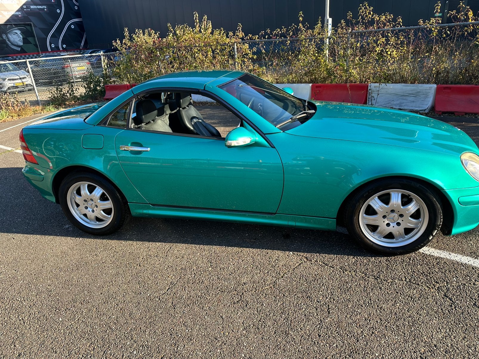 Mercedes-Benz SLK 2.0 Slk200 Kompr Roadster 2000 Groen, Auto's, 1998 cc, Achterwielaandrijving, Airbags, Zwart