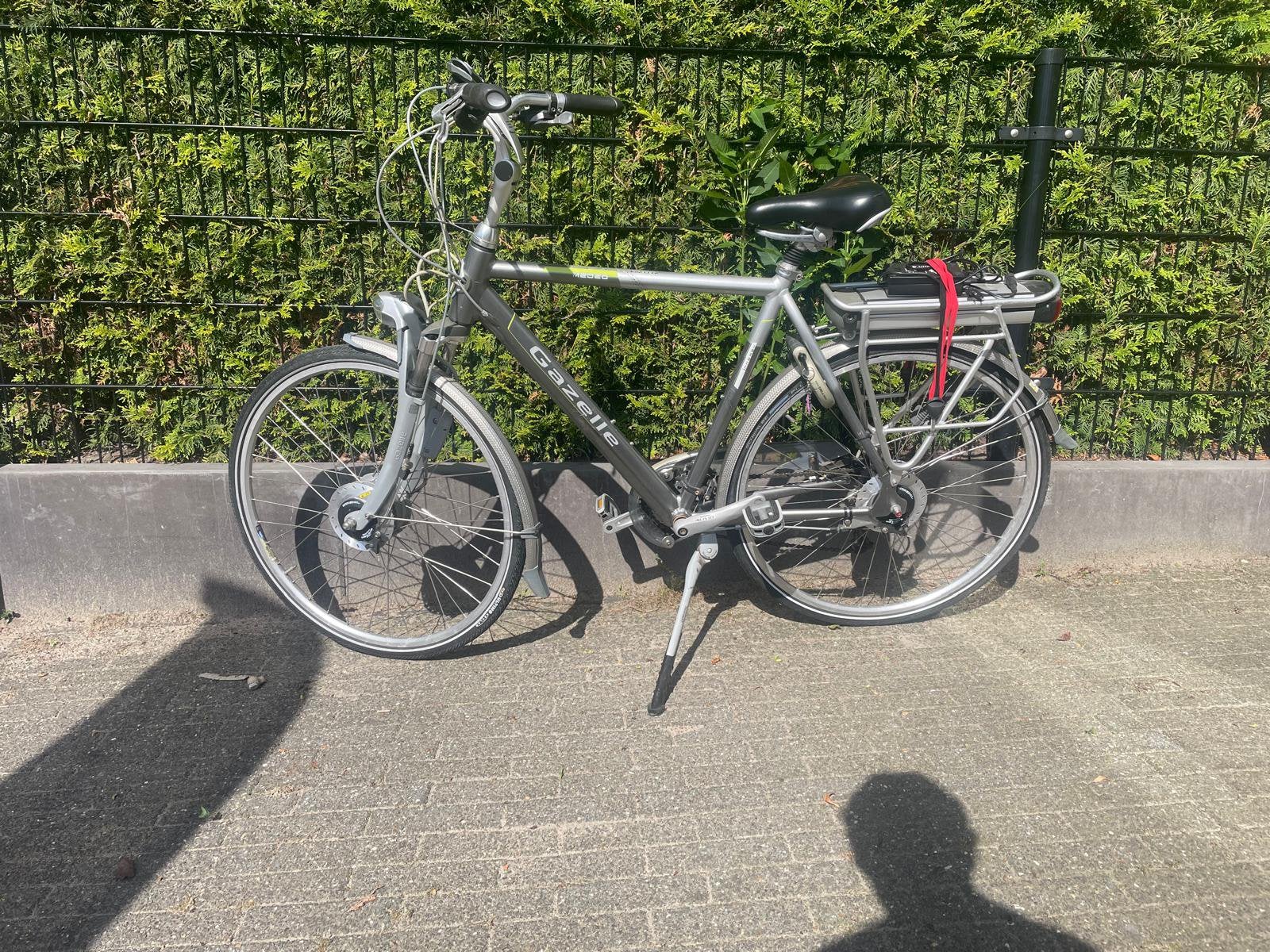 Elektrische herenfiets Gazelle medeo, Ophalen