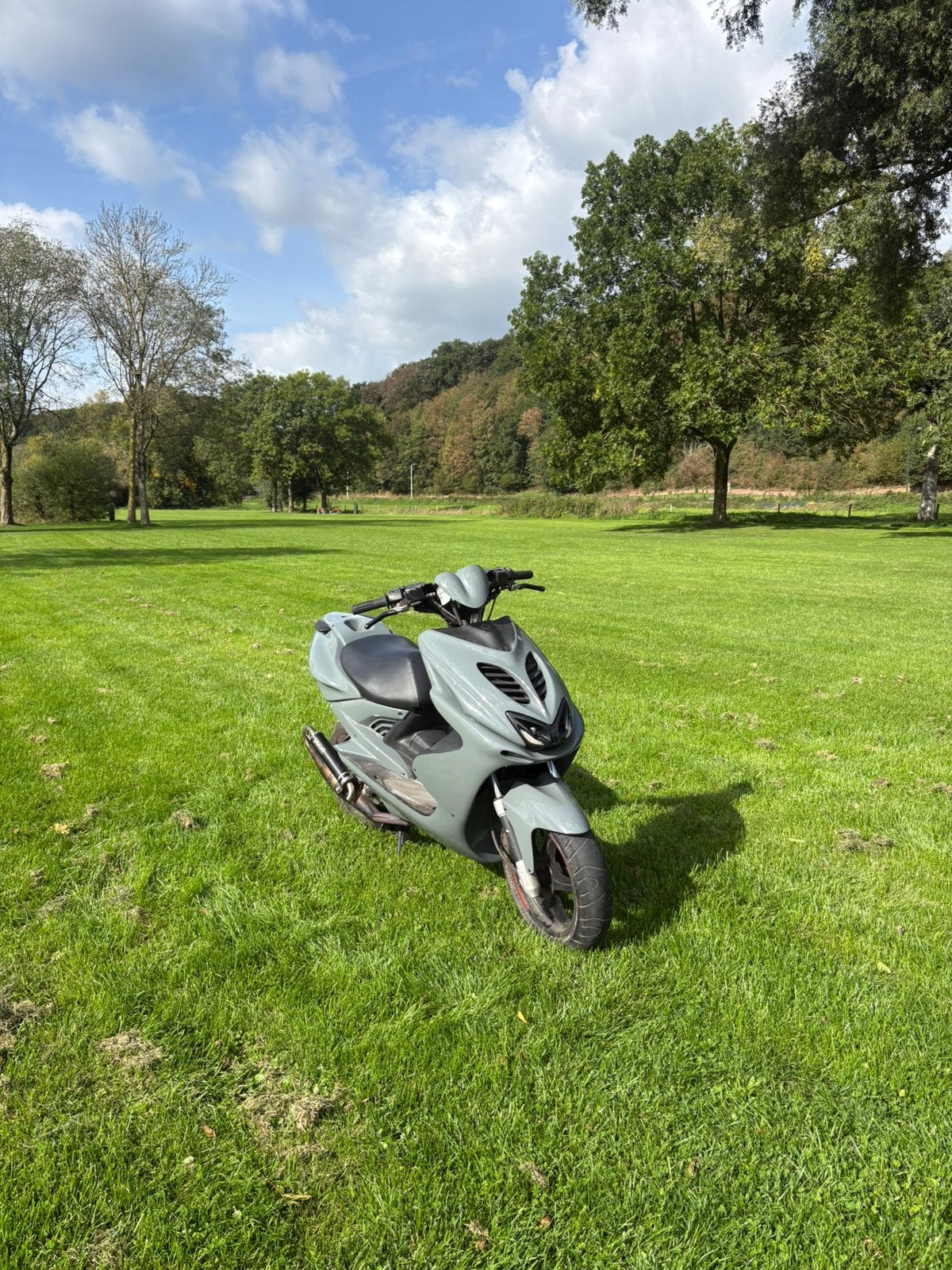 Yamaha Aerox, Fietsen en Brommers, Ophalen, Tweetakt, Aerox, Zo goed als nieuw