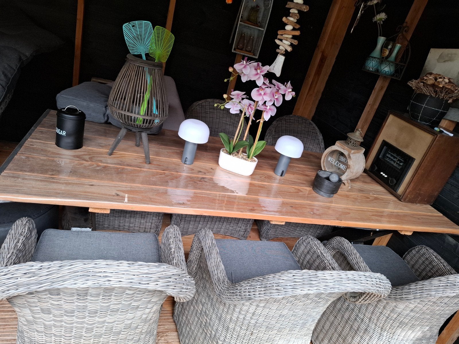 Tafel met ijzeren x poten, Ophalen, Rechthoekig, Metaal