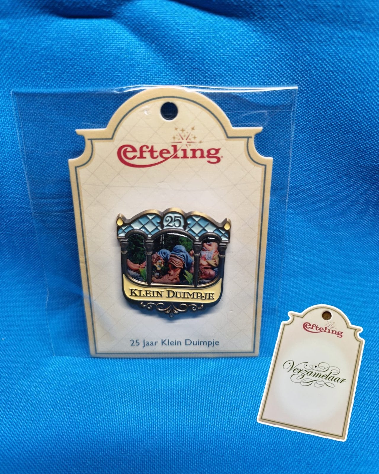 Efteling jubileum pin Klein Duimpje 25 jaar nieuw!, Ophalen of Verzenden, Nieuw, Button of Speldje