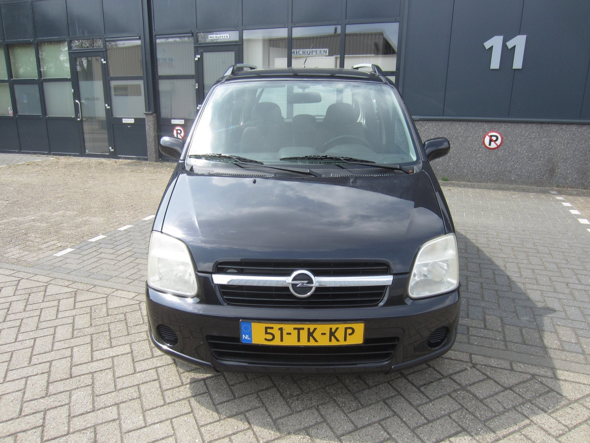 Opel Agila 1.2-16V Flexx cool 2006 Airco 142.000KM NAP! APK!, Voorwielaandrijving, Zwart, 4 cilinders, Zwart