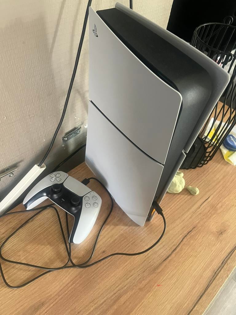 Te koop ps5, Spelcomputers en Games, Spelcomputers | Sony PlayStation 5, Ophalen of Verzenden, Zo goed als nieuw