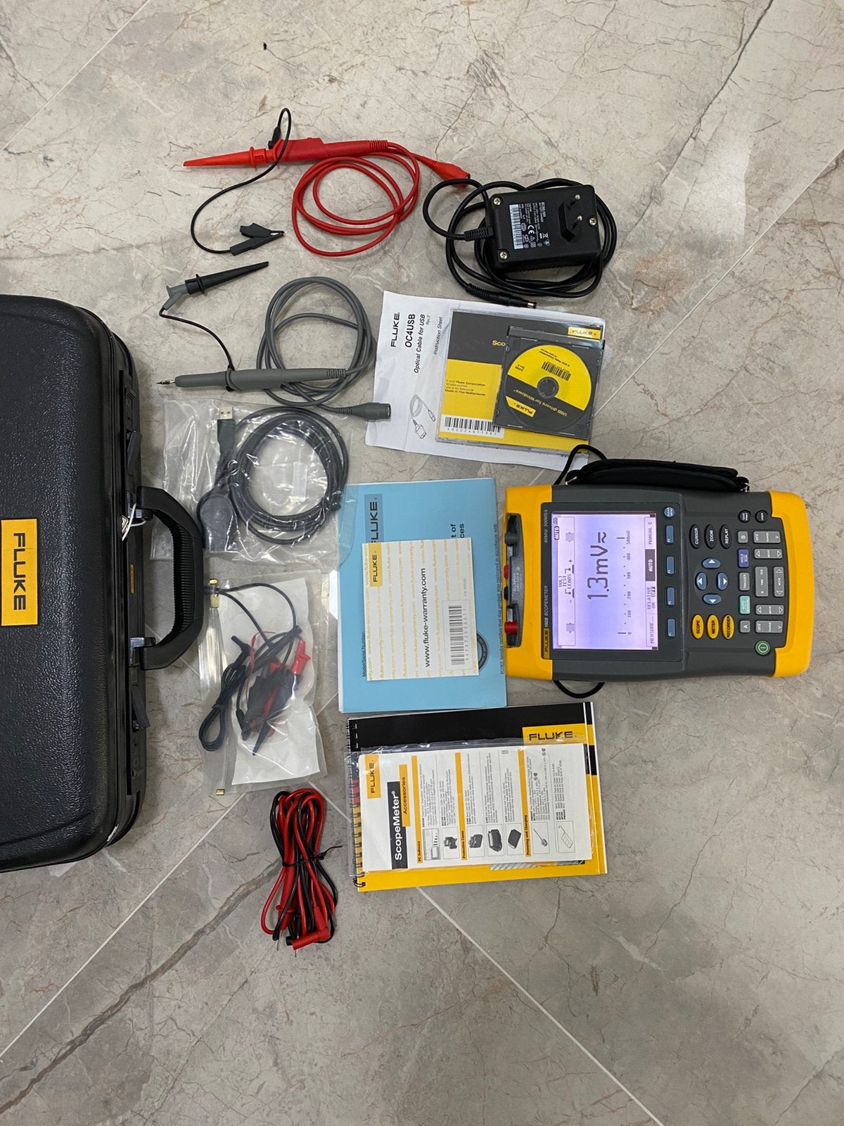 Fluke 192B 3in1 oscilloscope multimeter decoder 60 MHz 600MS, Ophalen of Verzenden, Zo goed als nieuw, Multimeter