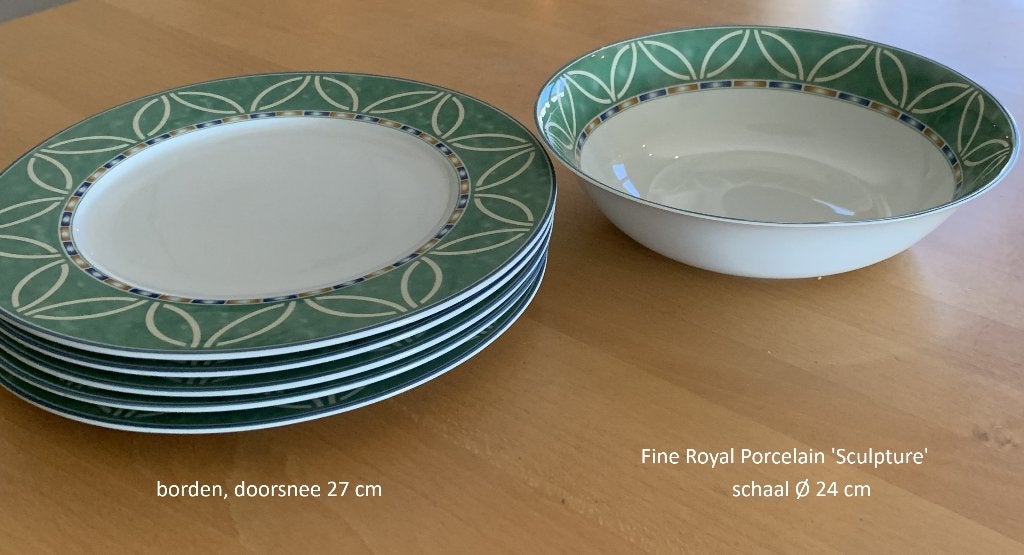 dinerborden, 5 grote borden, fine royal porcelaine Sculpture, Ophalen of Verzenden, Zo goed als nieuw, Bord(en), Overige stijlen