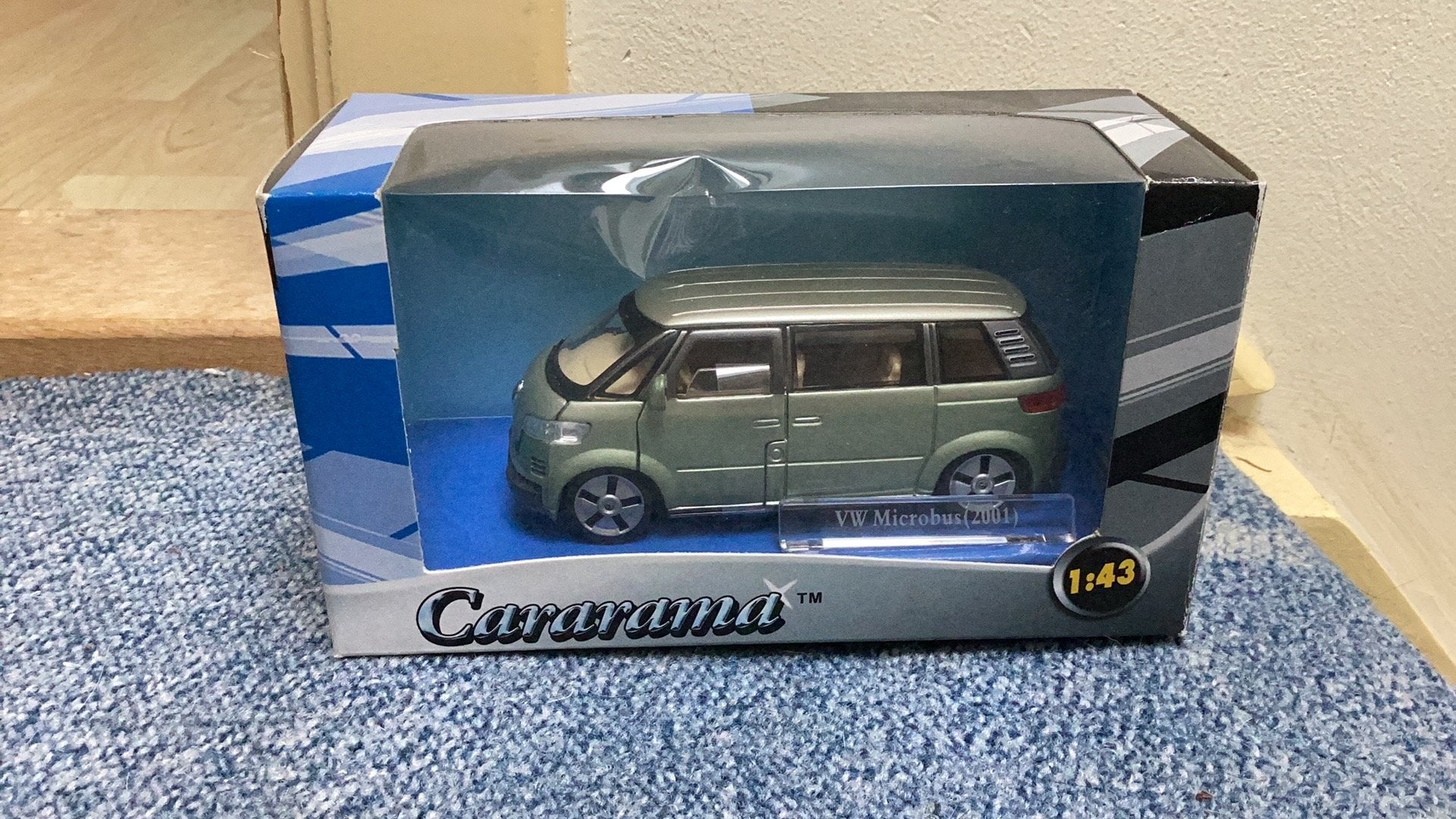 Vw microbus 1:43, Ophalen of Verzenden, Zo goed als nieuw, Auto, Overige merken