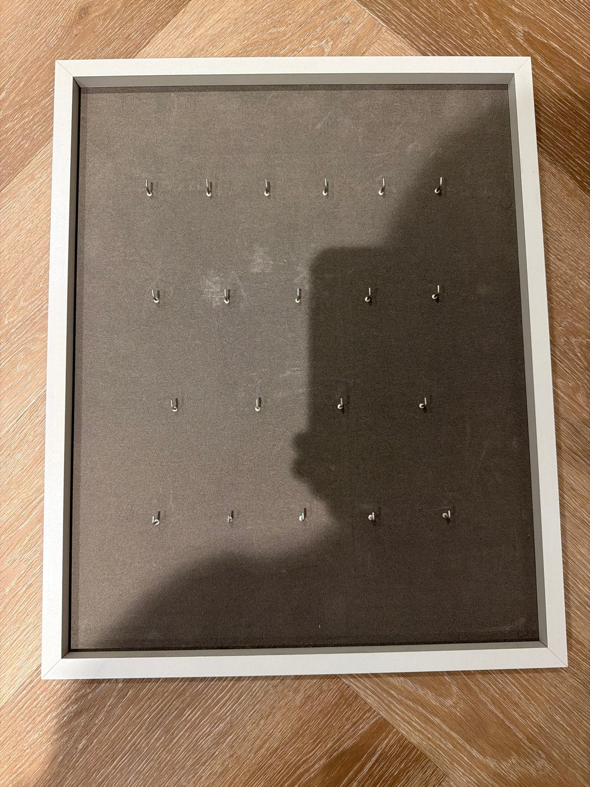 Sleutelkastje / Sieradenhouder met 20 haken, Ophalen, Hout, Zo goed als nieuw, Modern