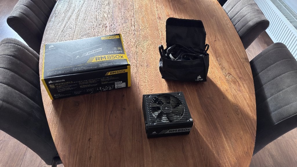 Corsair RM850x Voeding, Ophalen of Verzenden, Gebruikt