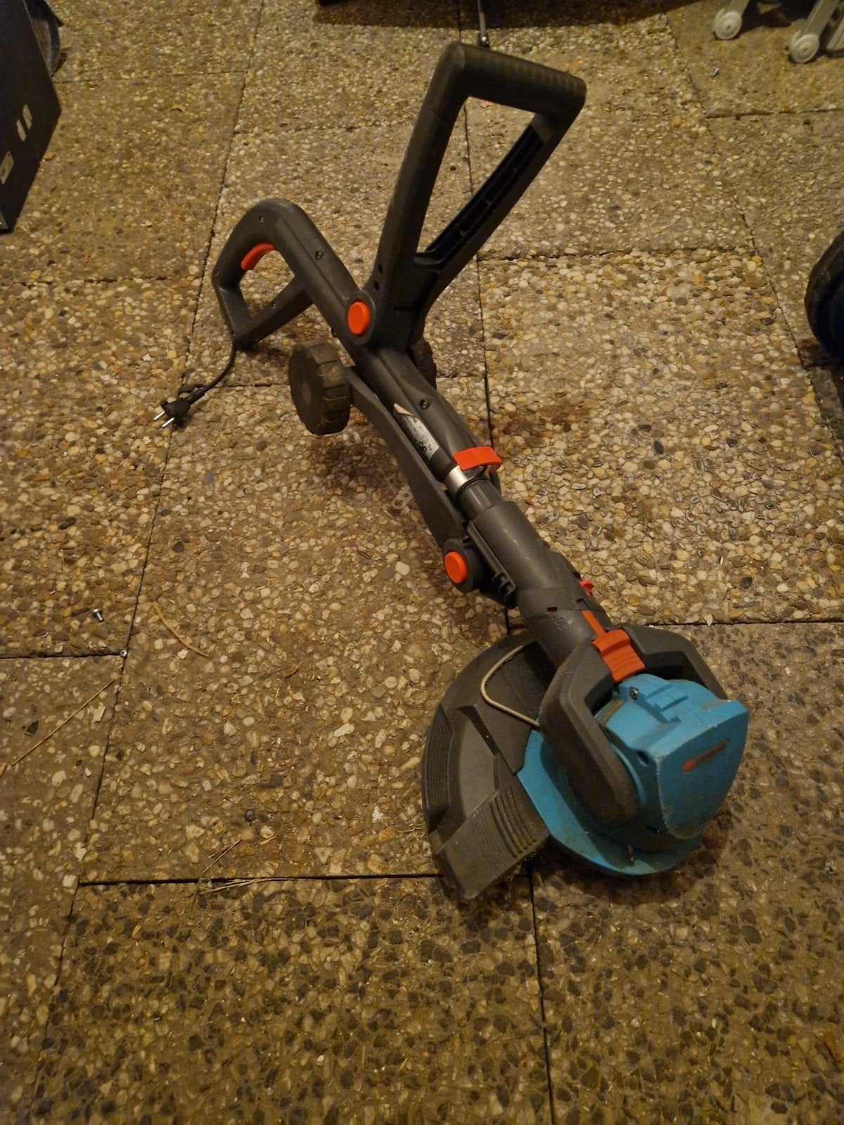 Gardena Elektrische Grastrimmer met Wielen, Cirkelmaaier, Gebruikt, Elektrische grasmaaier, Minder dan 30 cm