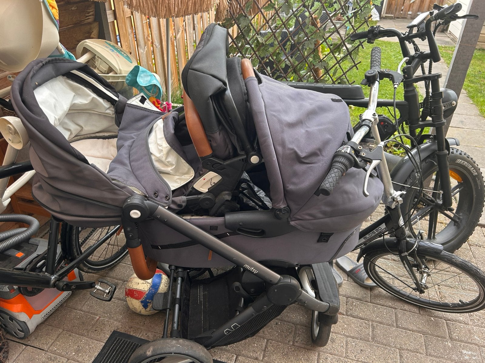 Gewoon nette kimderwagen mutsy evo, Ophalen of Verzenden