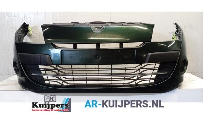 Voorbumper van een Renault Megane (Megane 3 08-) (DNH), Gebruikt, -, Renault, -