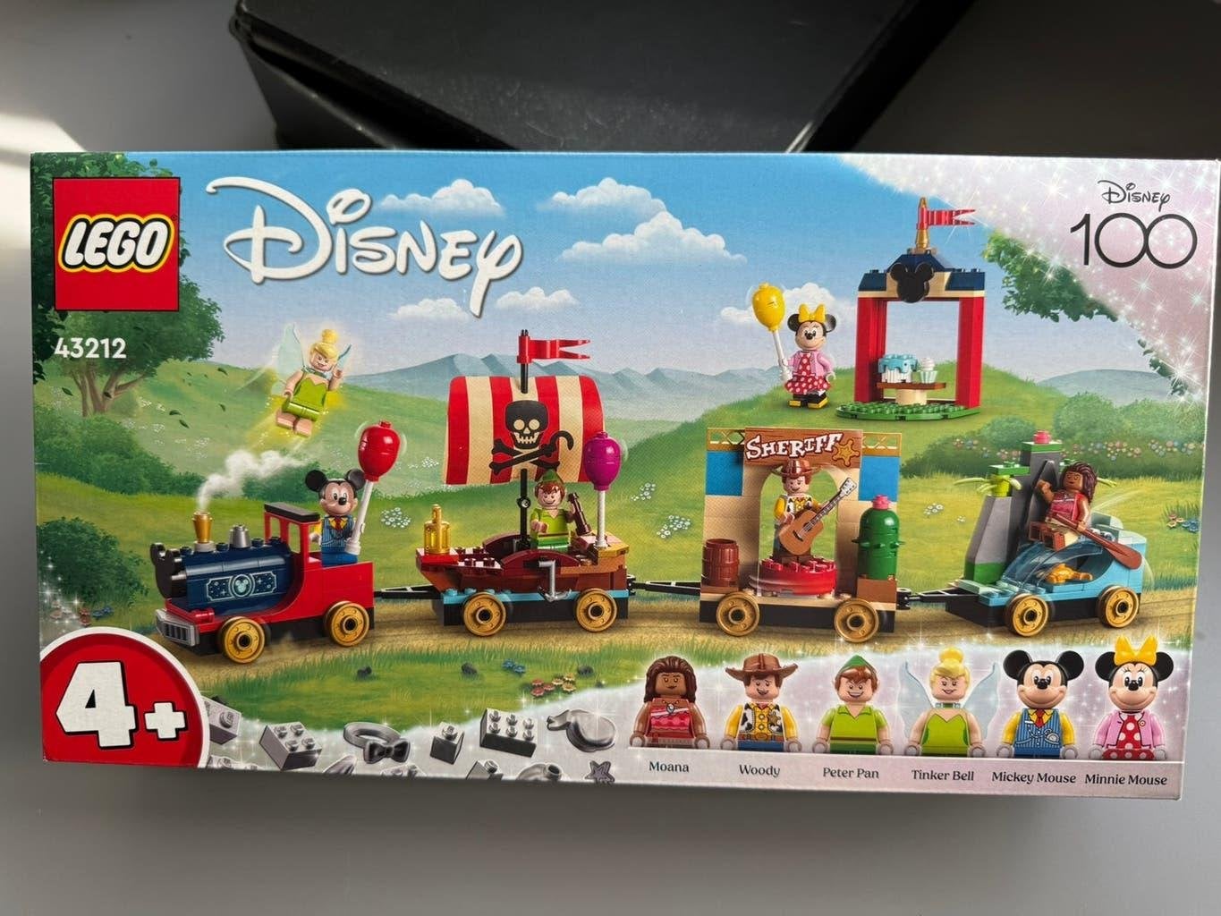 Lego 43212 Disney Celebration Train - nieuw in doos, Lego, Nieuw, Ophalen of Verzenden, Disney