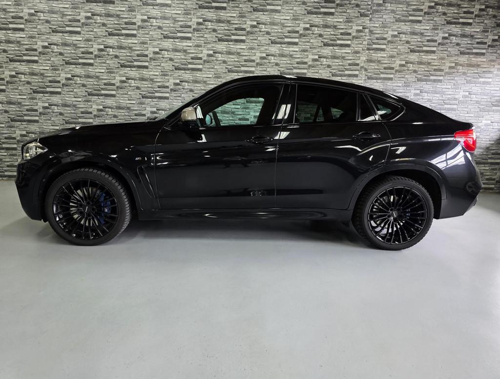 BMW X6 M50d *HUD*360Cam*PANO*Soft-close*Keyless*HarmanKardon, Auto's, BMW, 15 km/l, Gebruikt, Euro 6, 2993 cc