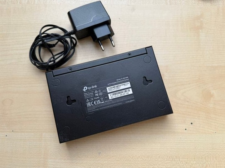 TP link switch, Ophalen of Verzenden, Zo goed als nieuw