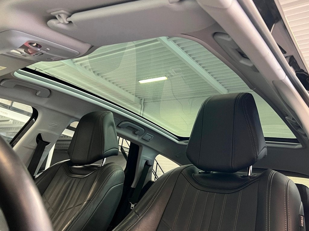 Peugeot 308 SW 1.2 PureTech Allure|1e eigenaar|NAP|Panoramad, Auto's, Gebruikt, 1199 cc, 1165 kg, Zwart