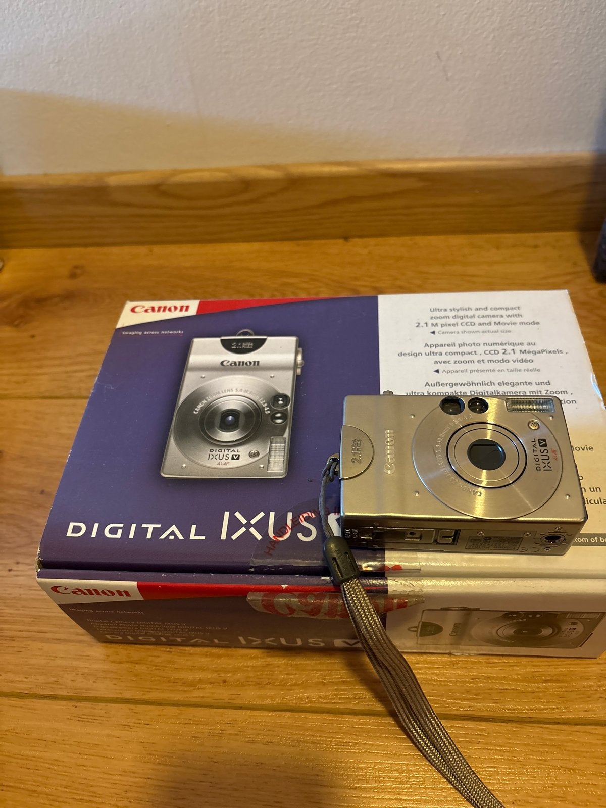 Canon Digital IXUS V Compactcamera - Onbekend of het werkt, Gebruikt, Canon, Oplader, Ophalen of Verzenden