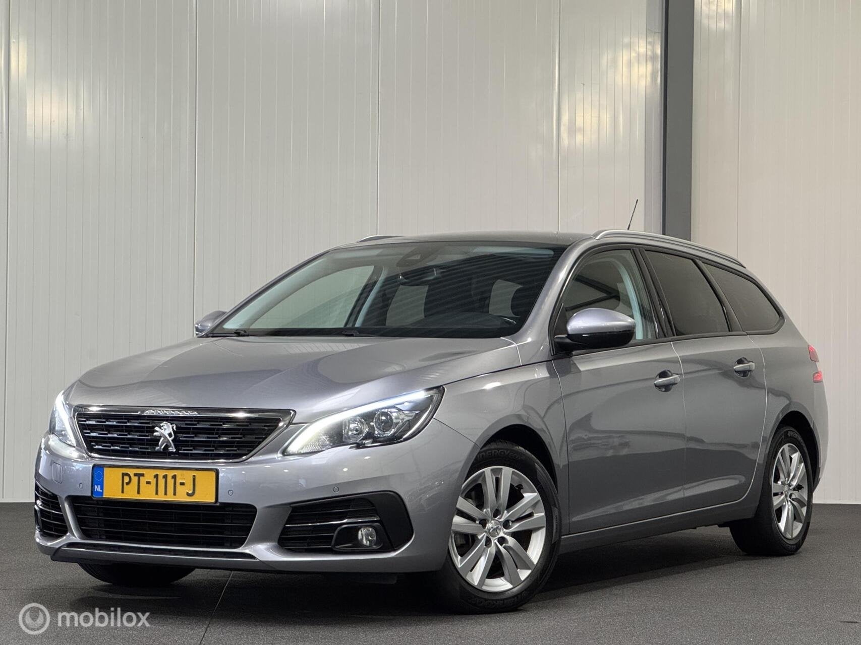 Peugeot 308 SW 1.6 BlueHDI Blue Lease Exec. [ NAP panorama L, Auto's, Voorwielaandrijving, 4 cilinders, Parkeersensor, Origineel Nederlands
