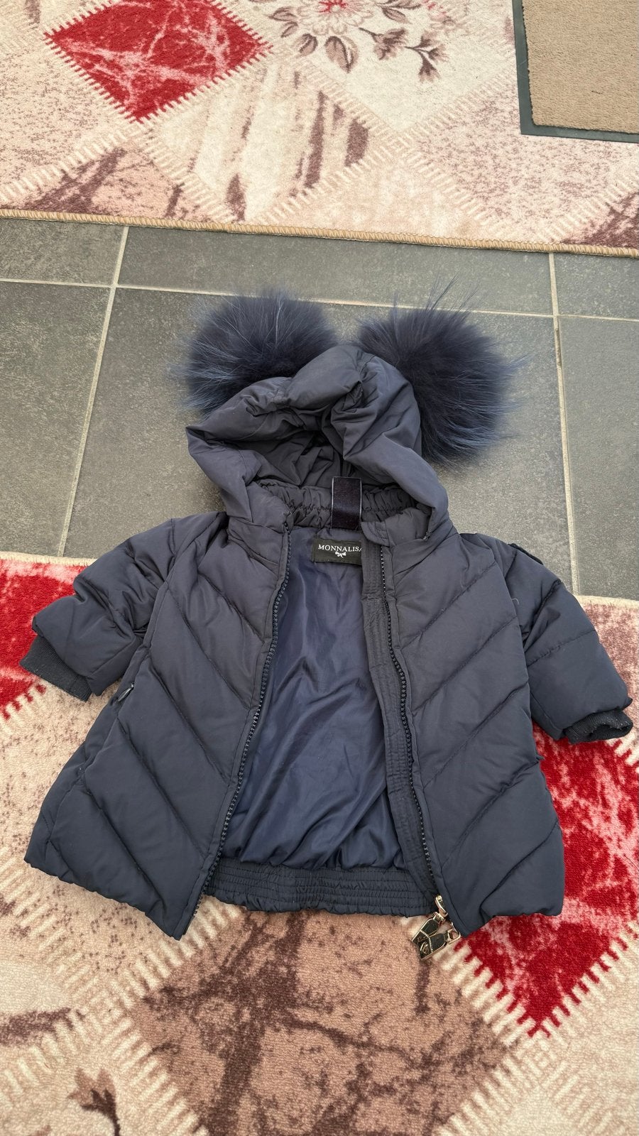 Orgineel Monnalisa winterjas met riem maat 3 maanden, Kinderen en Baby's, Ophalen, Zo goed als nieuw, Meisje