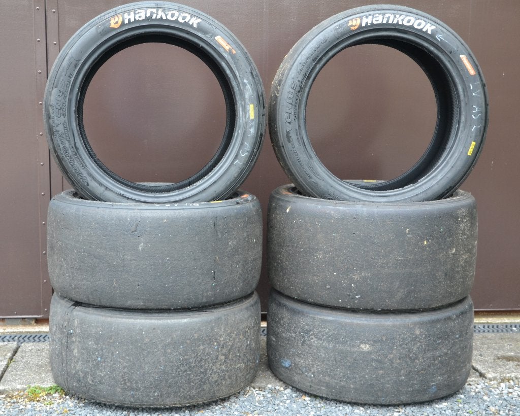 Slicks 18 Inch Michelin en Hankook, Ophalen of Verzenden, Gebruikt