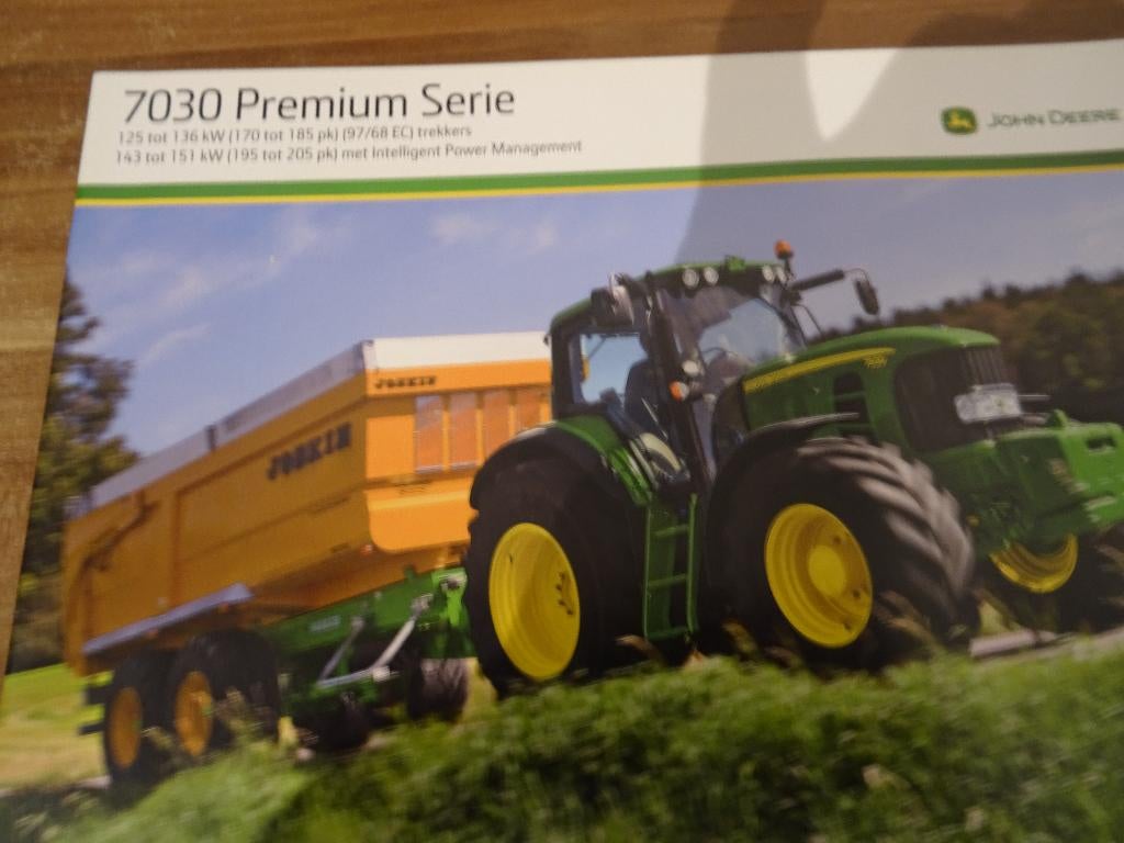 John deere 7030 trekker folder, Boeken, Catalogussen en Folders, Ophalen of Verzenden, Nieuw, Folder