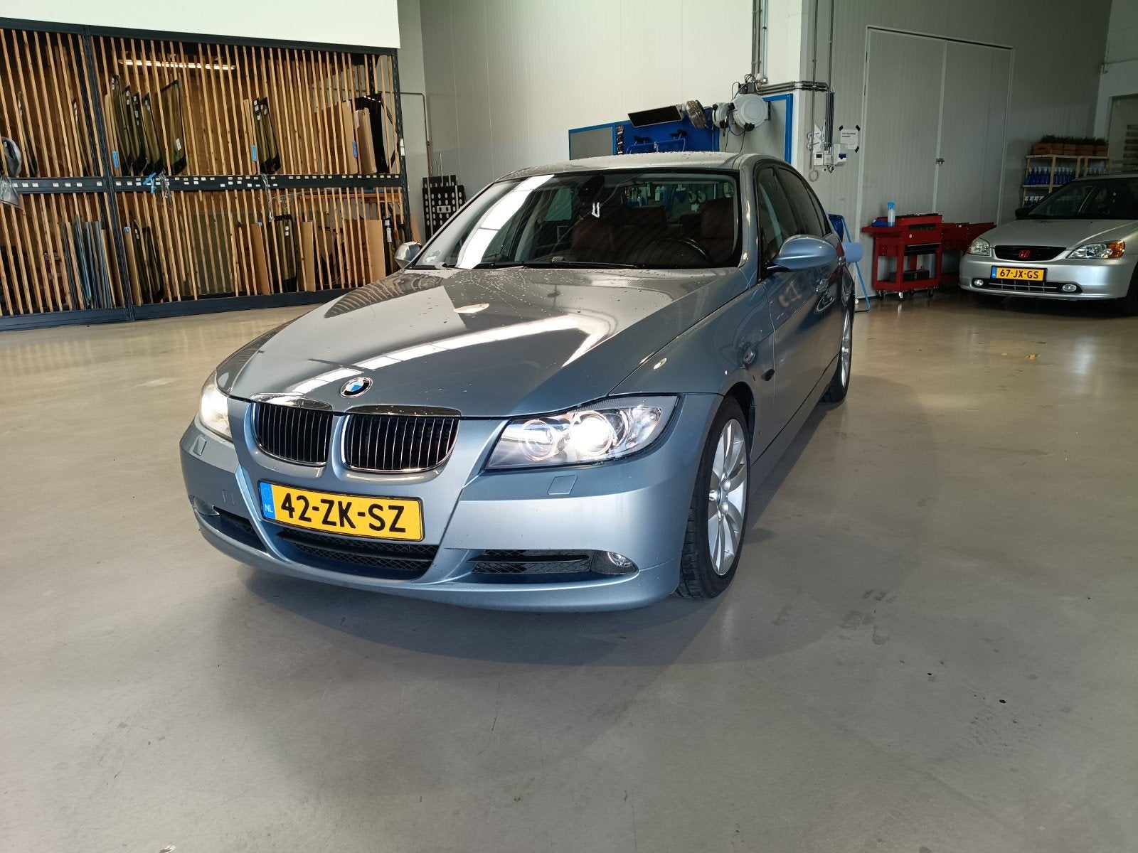 BMW 3-Serie 3.0 I 325 2008 Grijs, Auto's, 745 kg, Achterwielaandrijving, 2996 cc, 75 €/maand