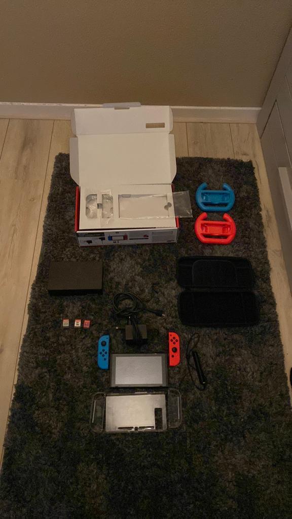 Nintendo Switch, 3 games, Micro SD 256 GB enveel inclusief!, 2 spelers, Ophalen of Verzenden, Nieuw, Vanaf 3 jaar