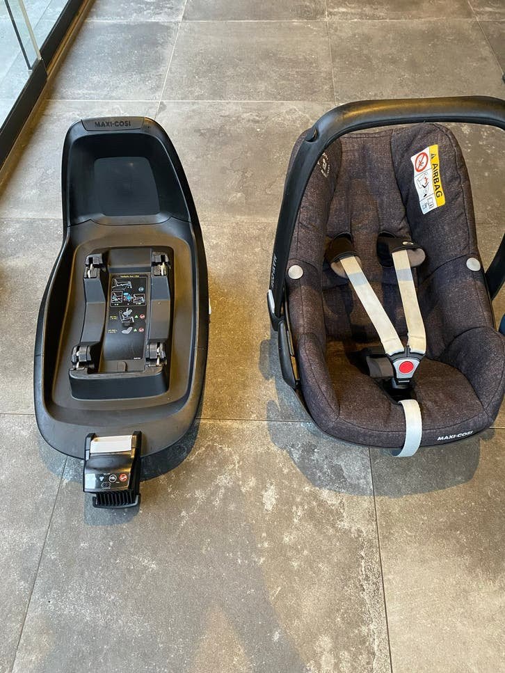 Maxi-Cosi met Familyfix One I-Size, Kinderen en Baby's, Ophalen, Autogordel of Isofix, Gebruikt, Slaapstand