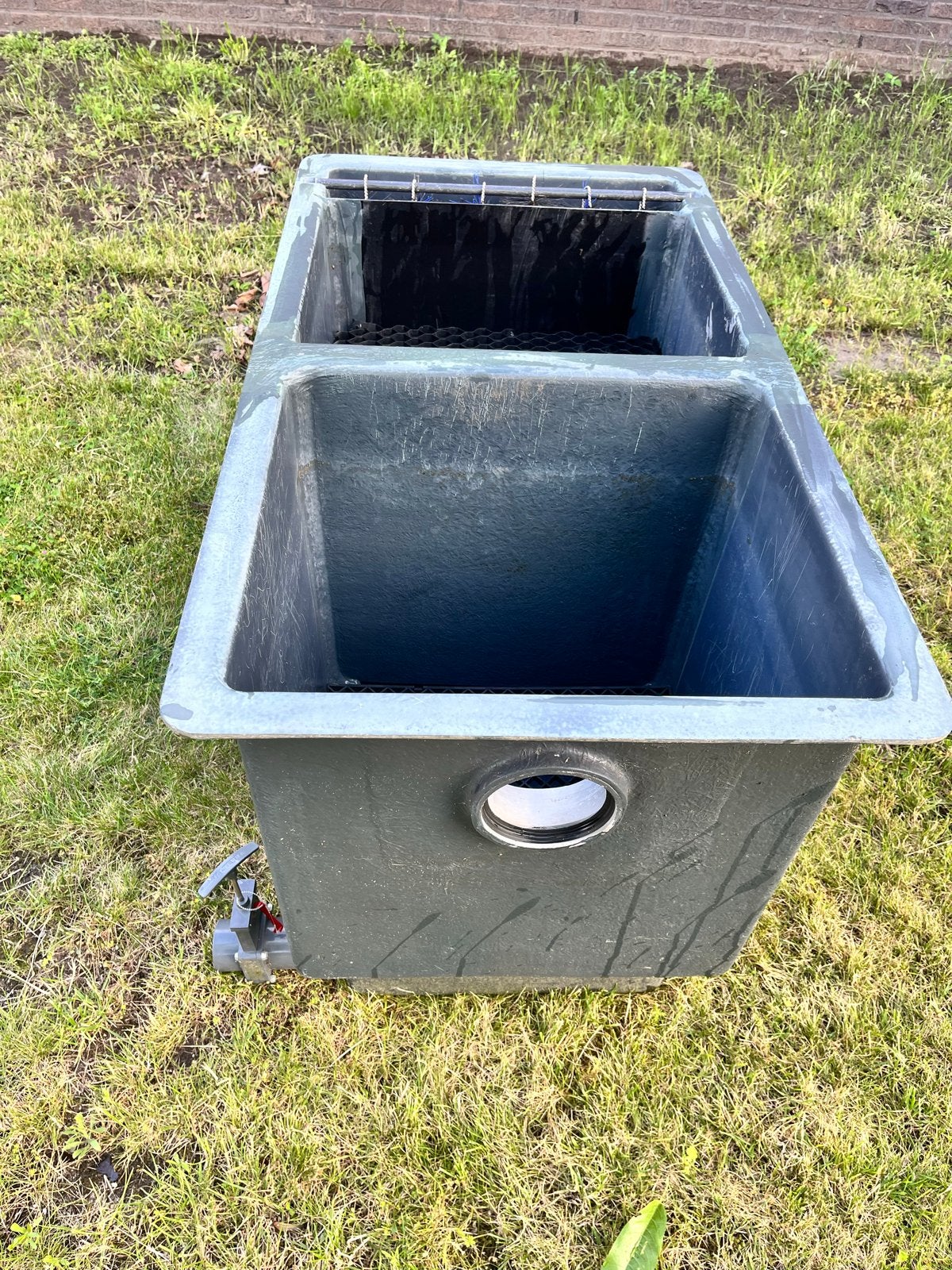 Vijverfilter met voorfilter en 2 kamers., Ophalen, Gebruikt