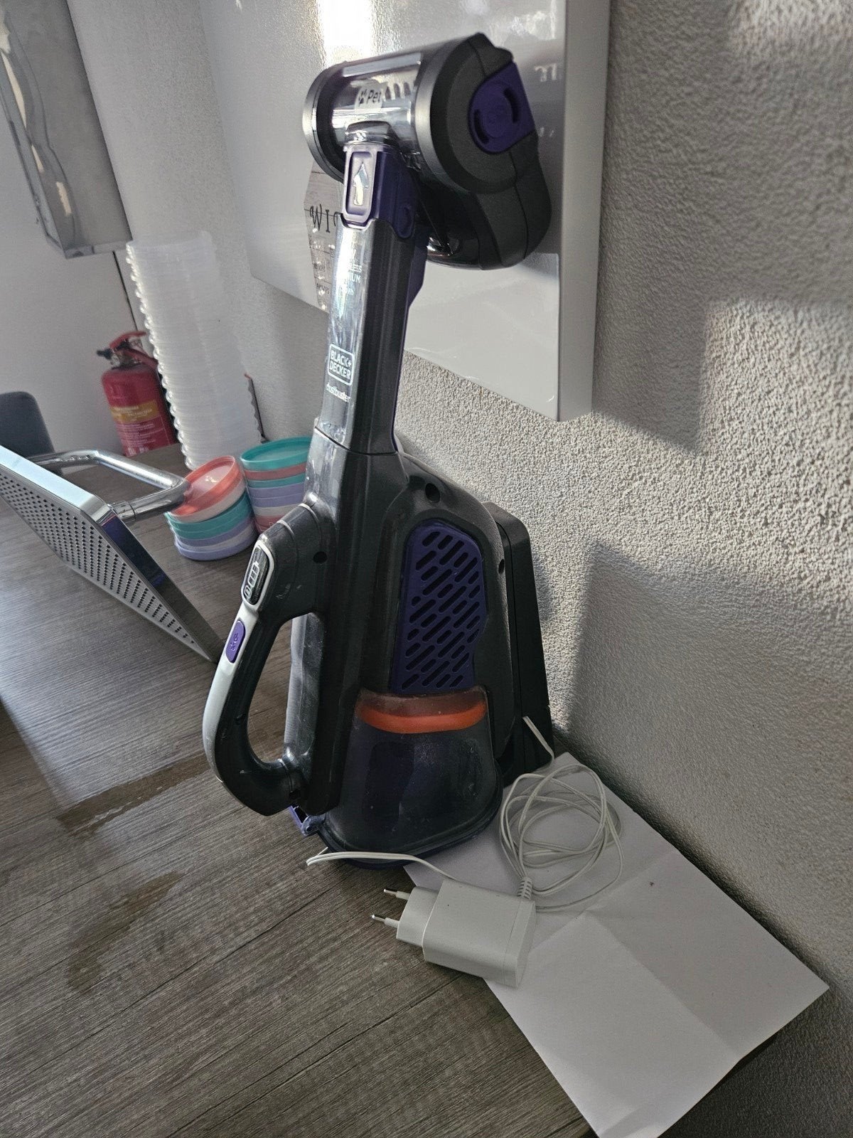 Black en Decker Petcare Kruimeldief - Zo goed als nieuw, Ophalen, Overige merken, Kruimeldief, Zo goed als nieuw