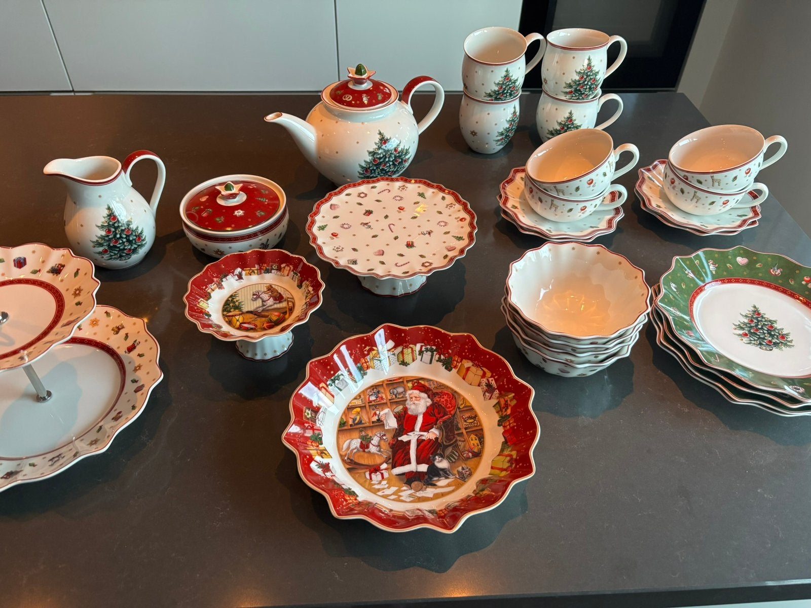 Villeroy & Boch Toy’s Delight Kerstservies, Huis en Inrichting, Ophalen, Klassiek, Villeroy & Boch, Nieuw