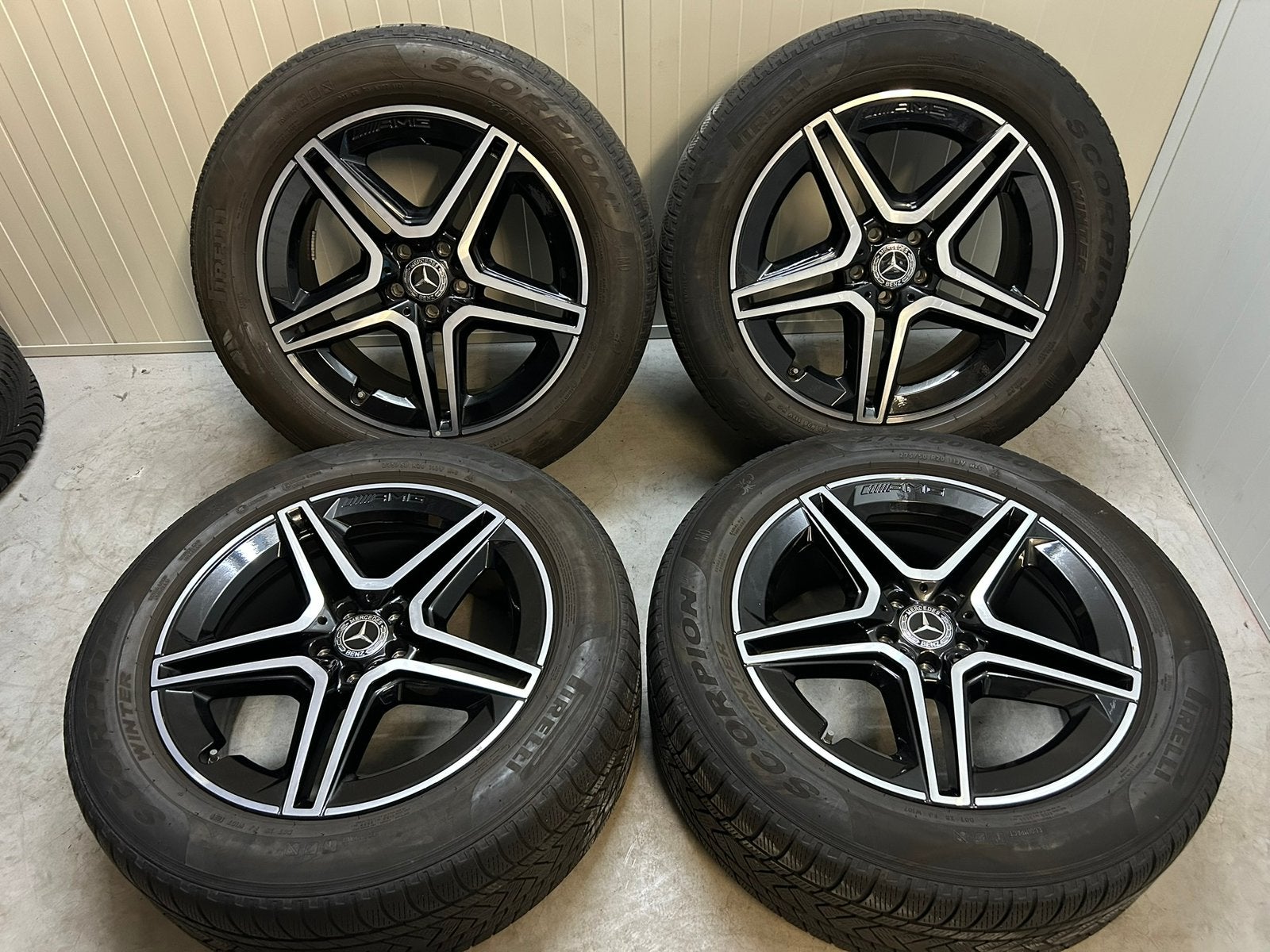 Mercedes GLE C167 V167 AMG 20 inch Pirelli MO winter 2021, Auto-onderdelen, Banden en Velgen, Ophalen, Gebruikt, 275 mm, Banden en Velgen