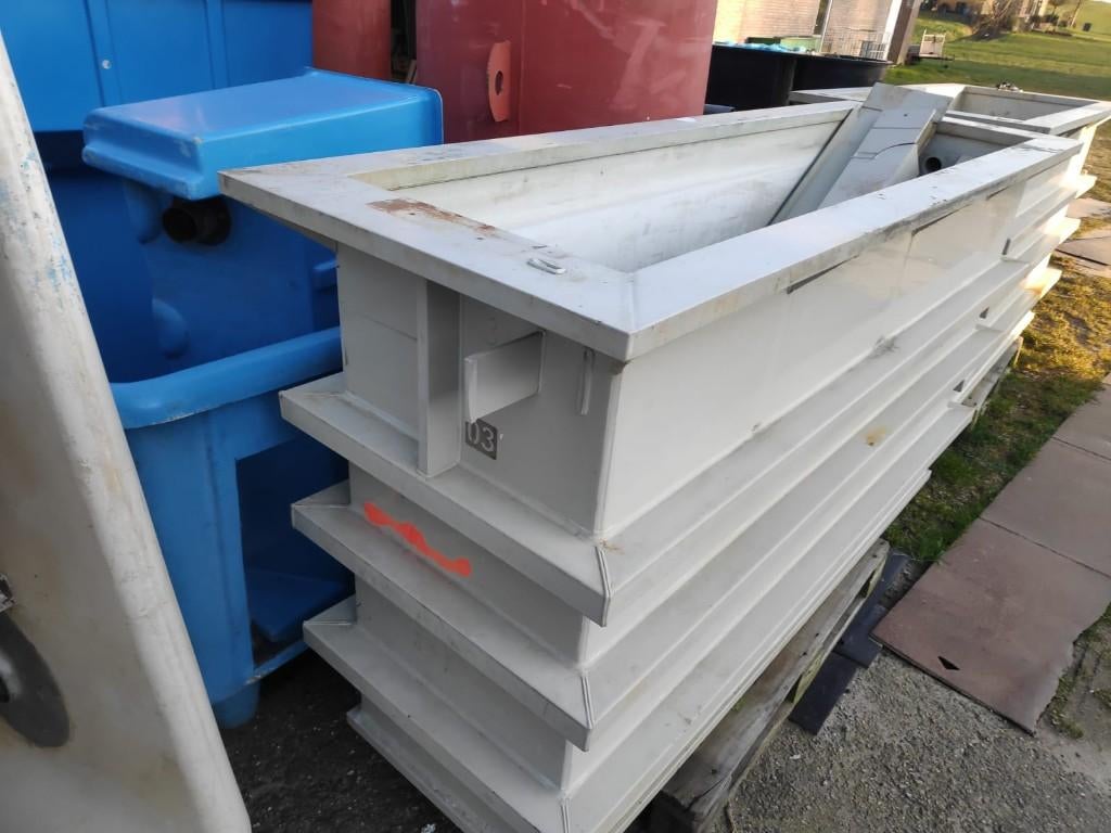 bakken om bewegend bed / mattenfilter achter trommelfilter, Ophalen, Gebruikt, Vijverfilter